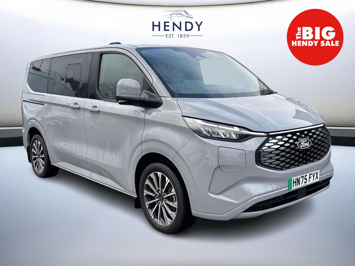 Main listing image - Ford Tourneo Custom