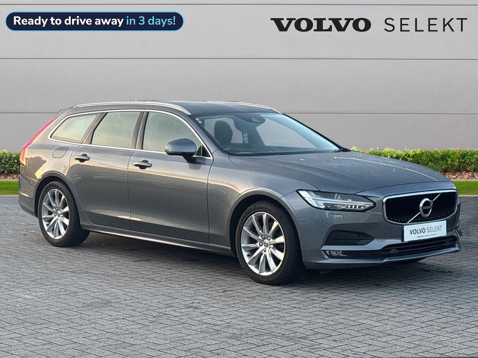 Main listing image - Volvo V90