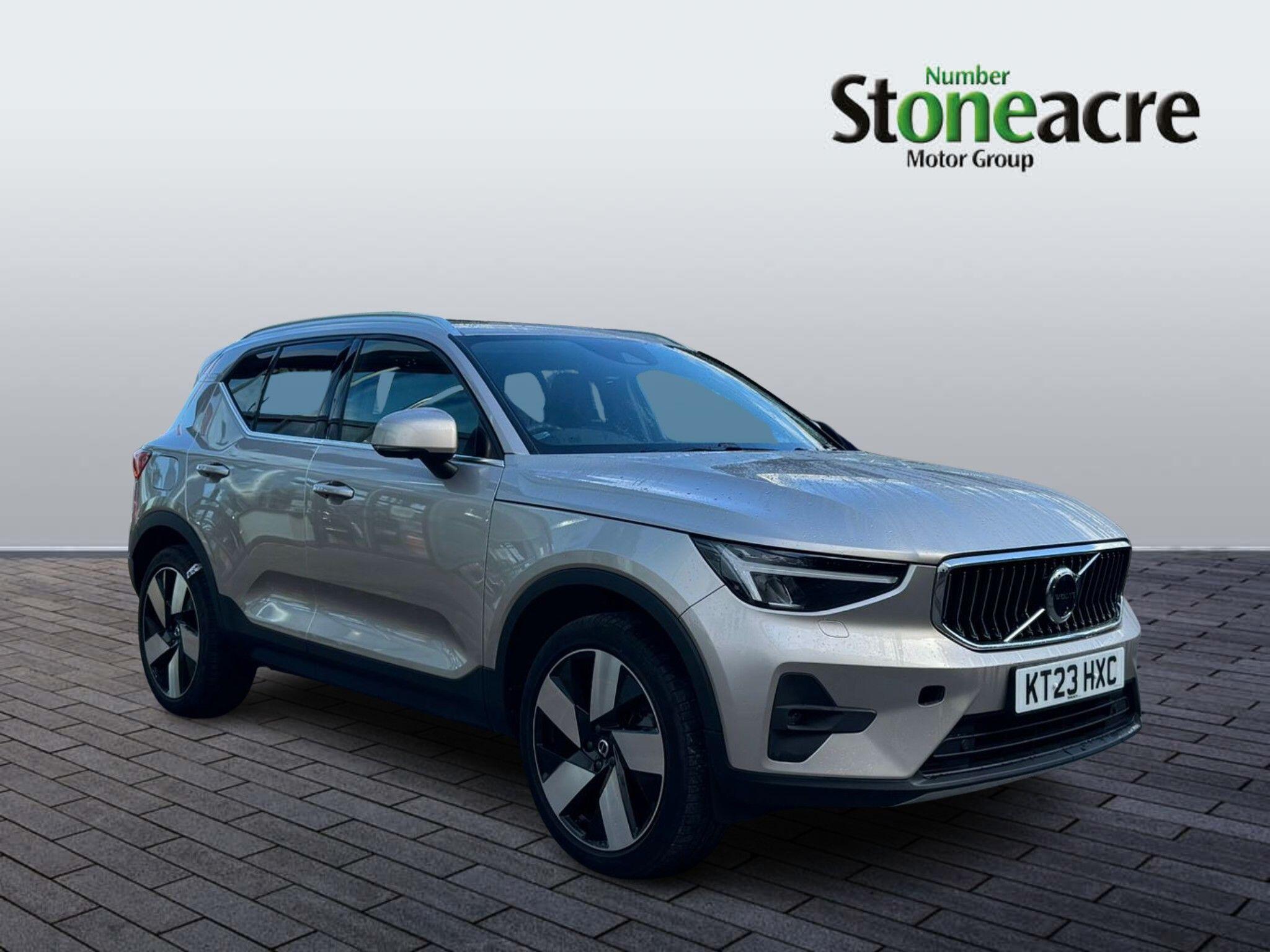 Main listing image - Volvo XC40 Recharge
