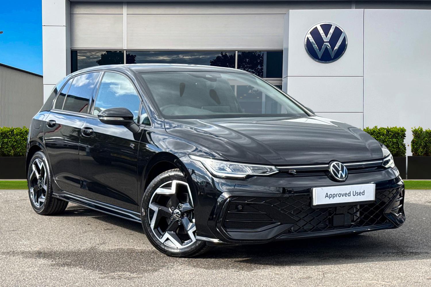 Main listing image - Volkswagen Golf