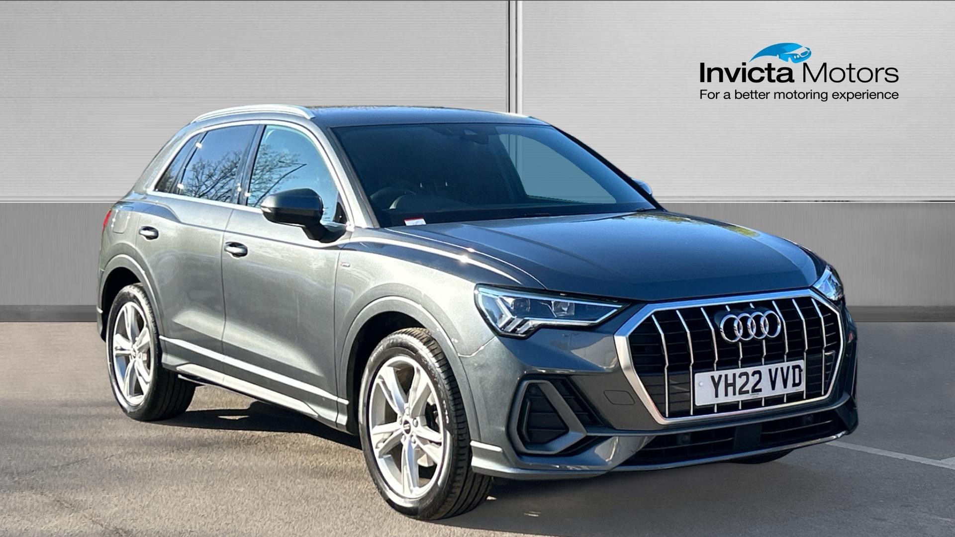 Main listing image - Audi Q3