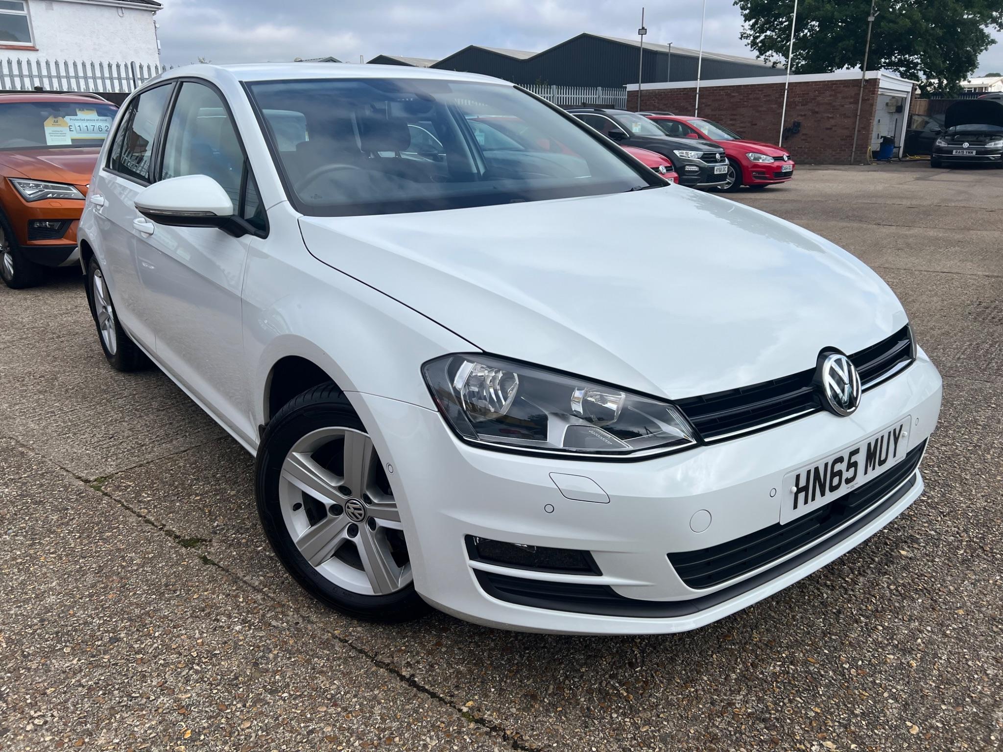 Main listing image - Volkswagen Golf