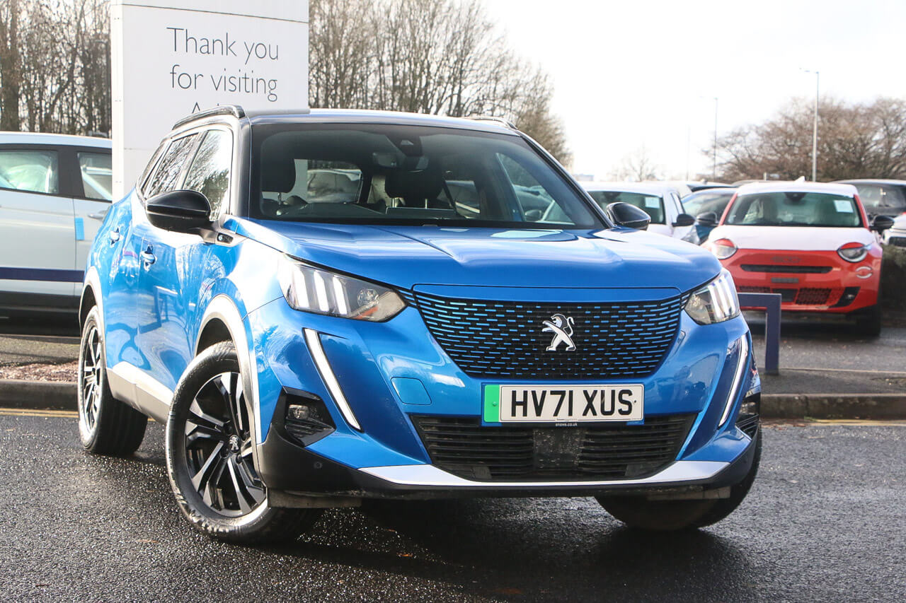 Main listing image - Peugeot e-2008