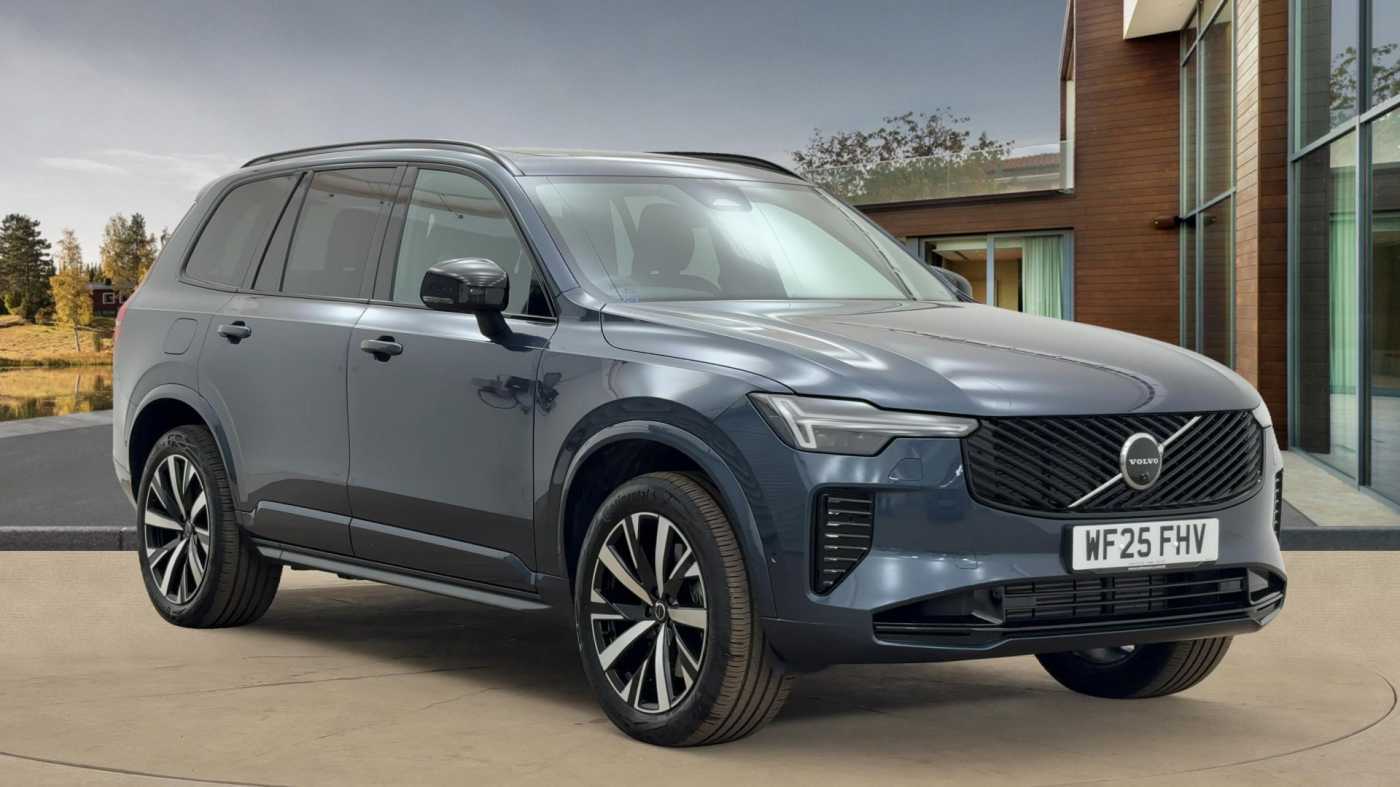 Main listing image - Volvo XC90
