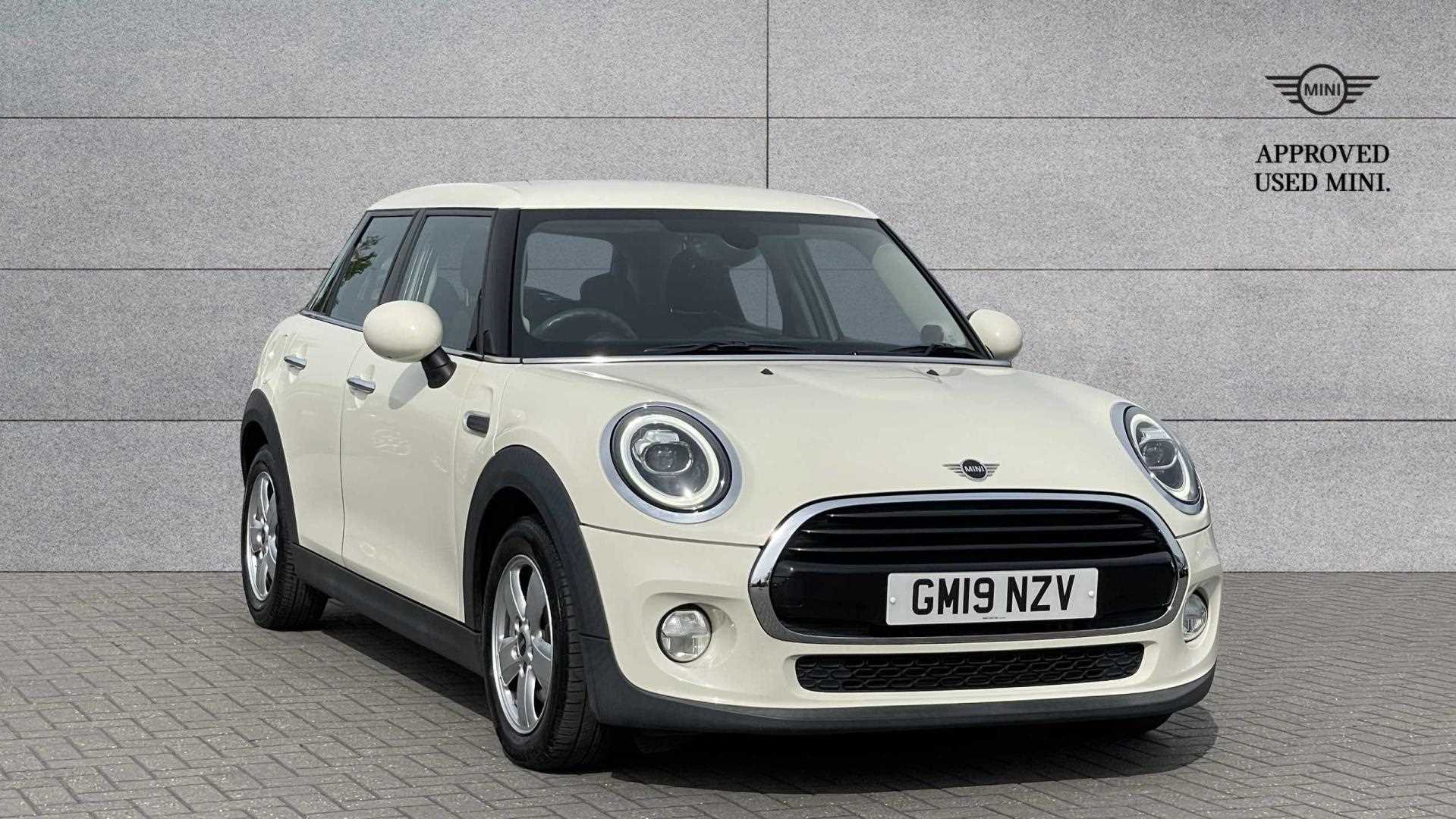 Main listing image - MINI Hatchback 5dr