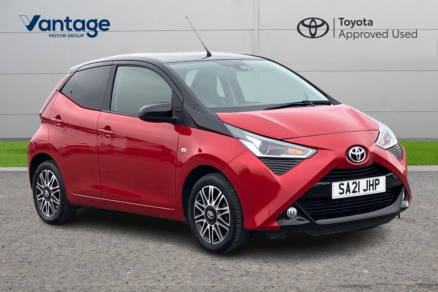 Main listing image - Toyota Aygo