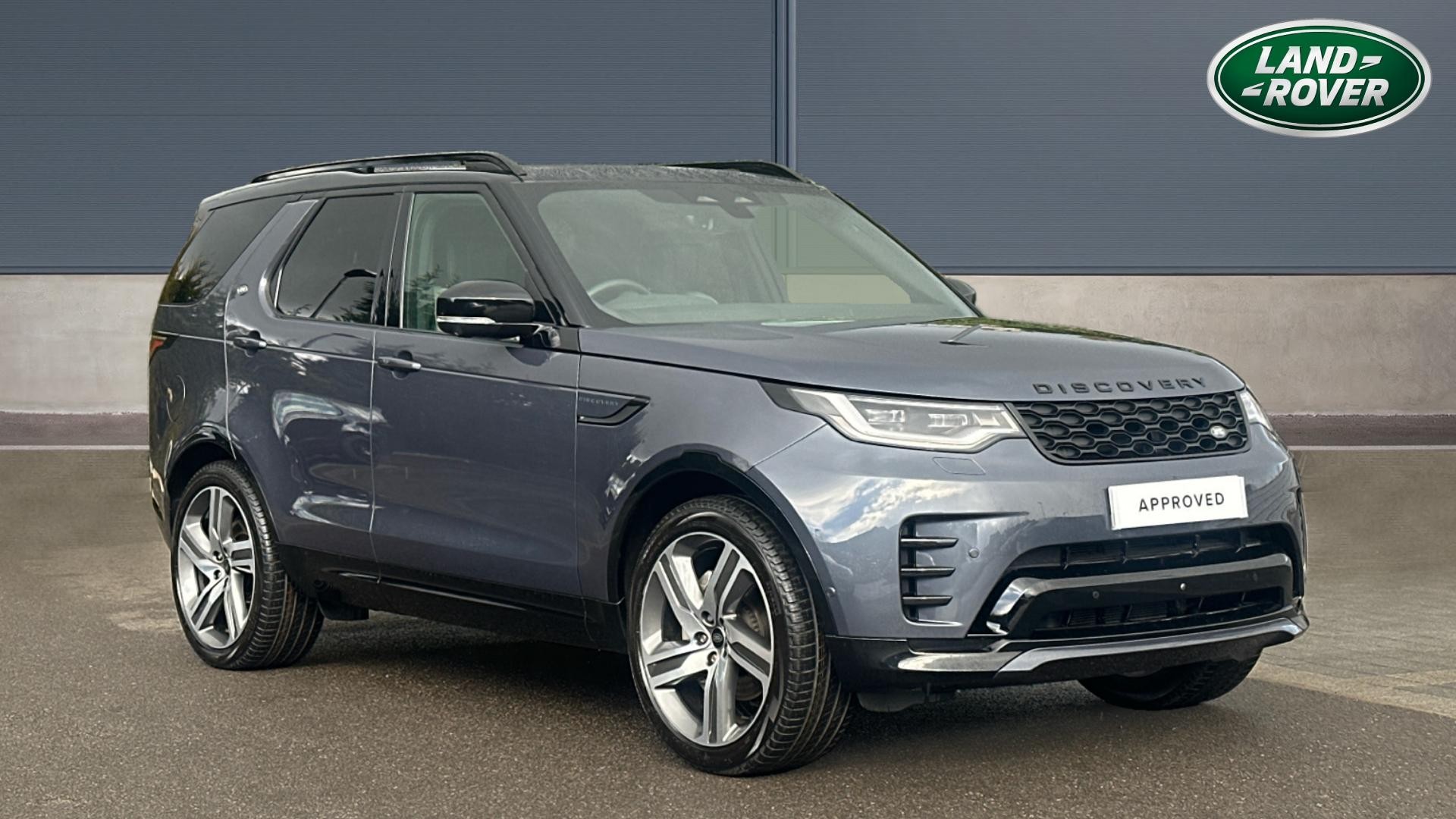 Main listing image - Land Rover Discovery