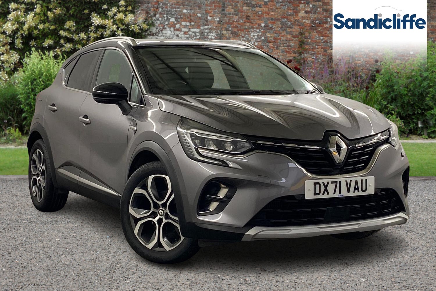 Main listing image - Renault Captur