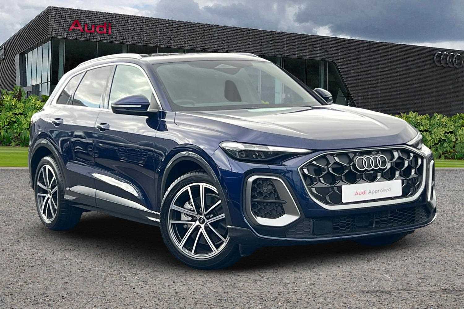 Main listing image - Audi Q5