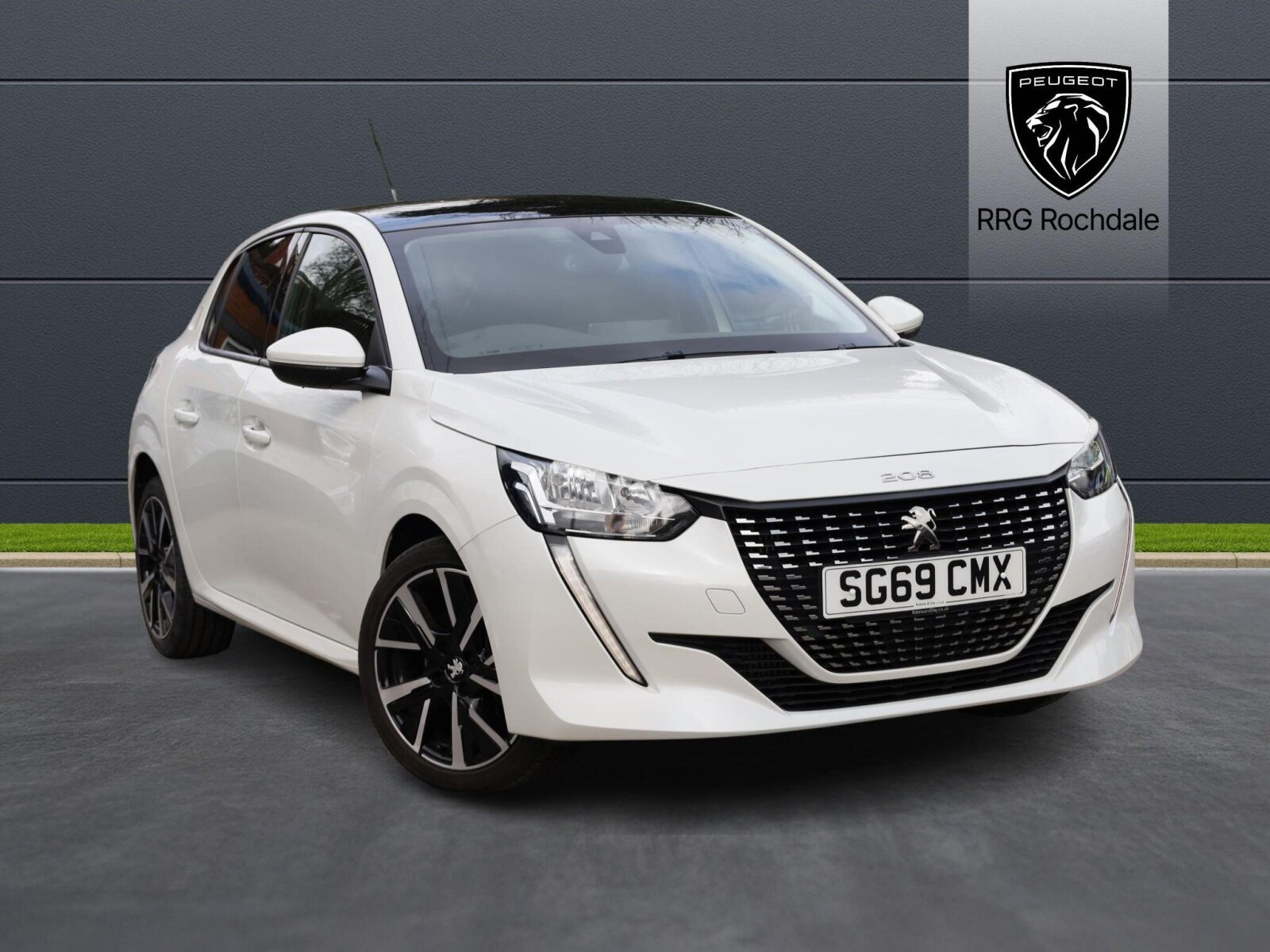 Main listing image - Peugeot 208