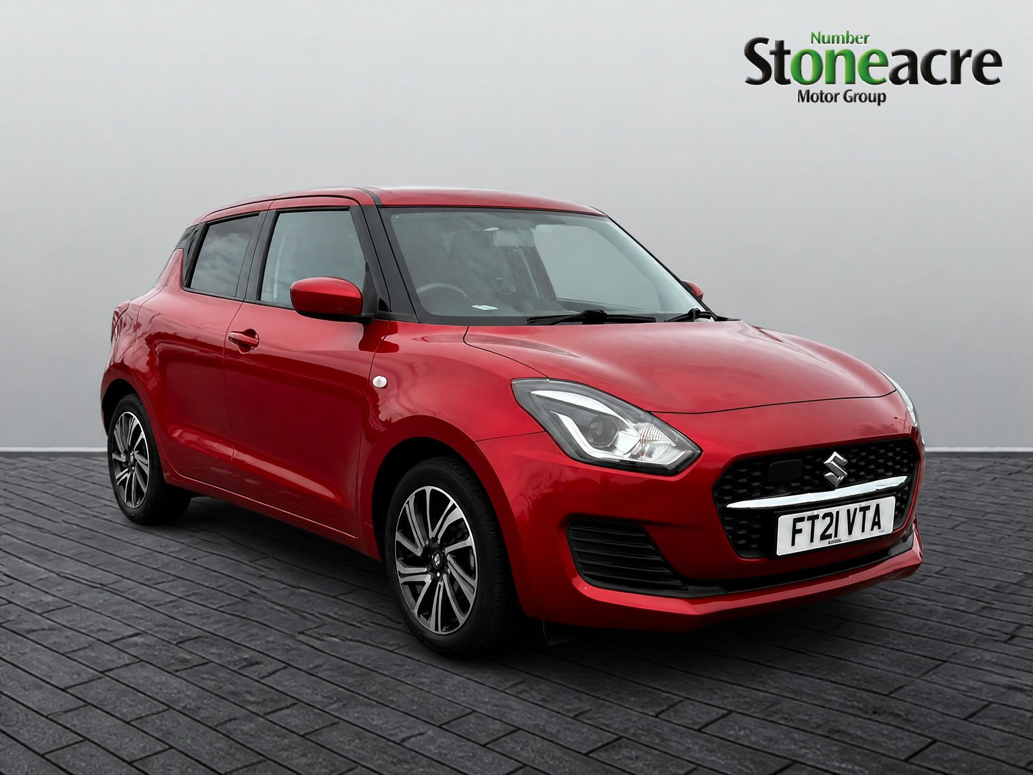 Main listing image - Suzuki Swift