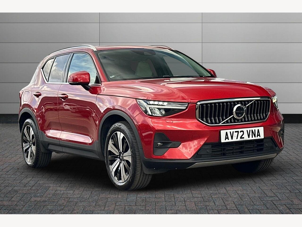 Main listing image - Volvo XC40 Recharge