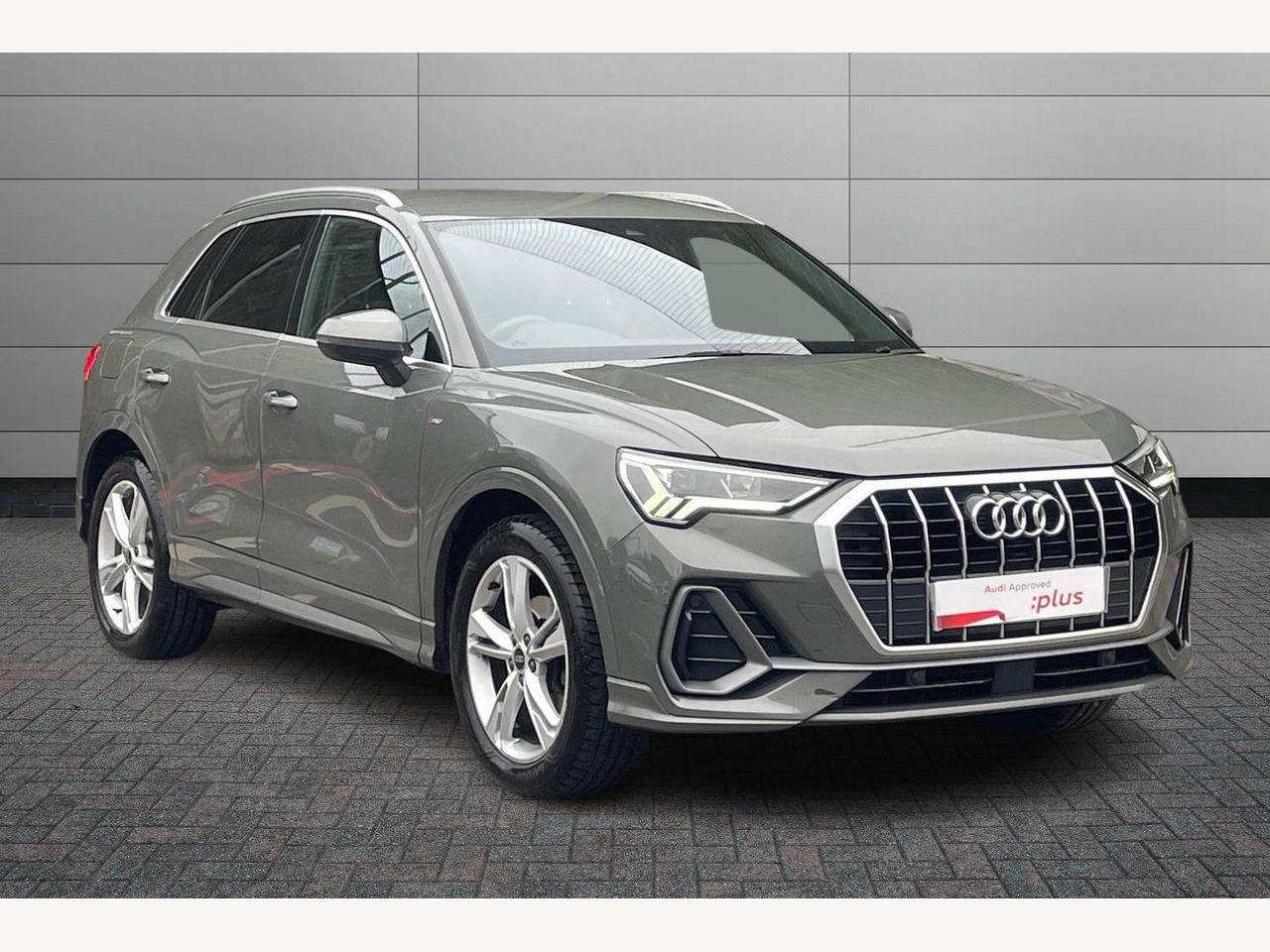 Main listing image - Audi Q3