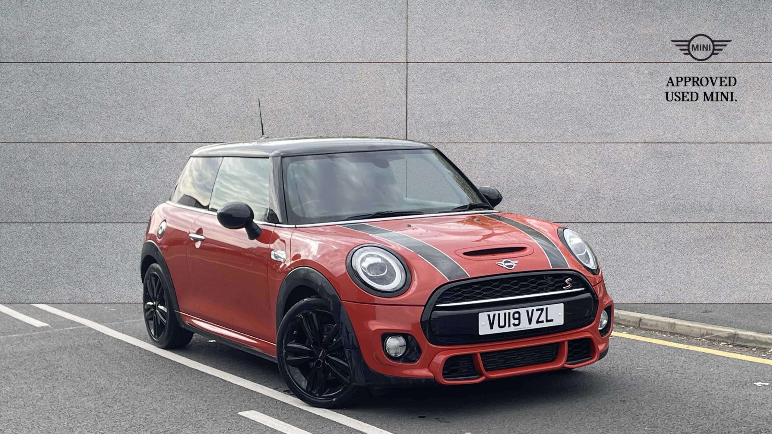 Main listing image - MINI Hatchback