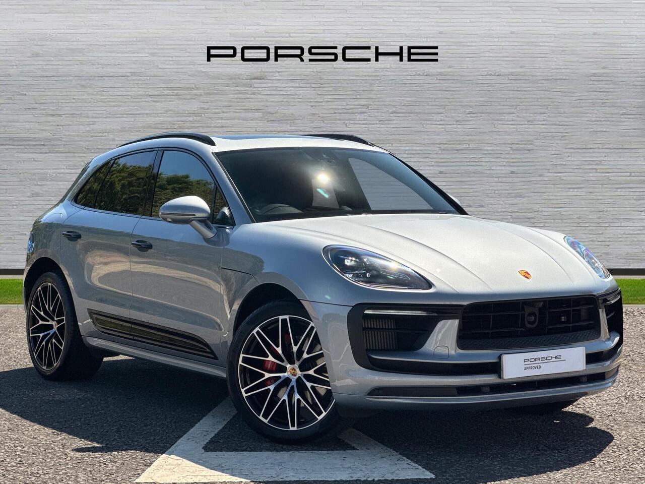 Main listing image - Porsche Macan