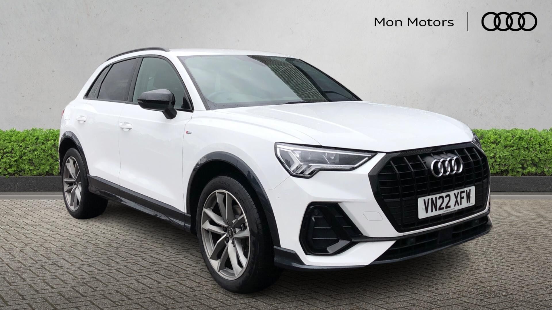 Main listing image - Audi Q3