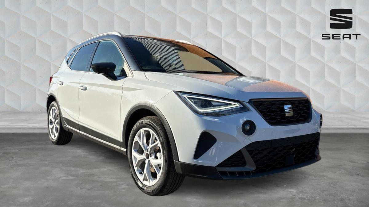 Main listing image - SEAT Arona