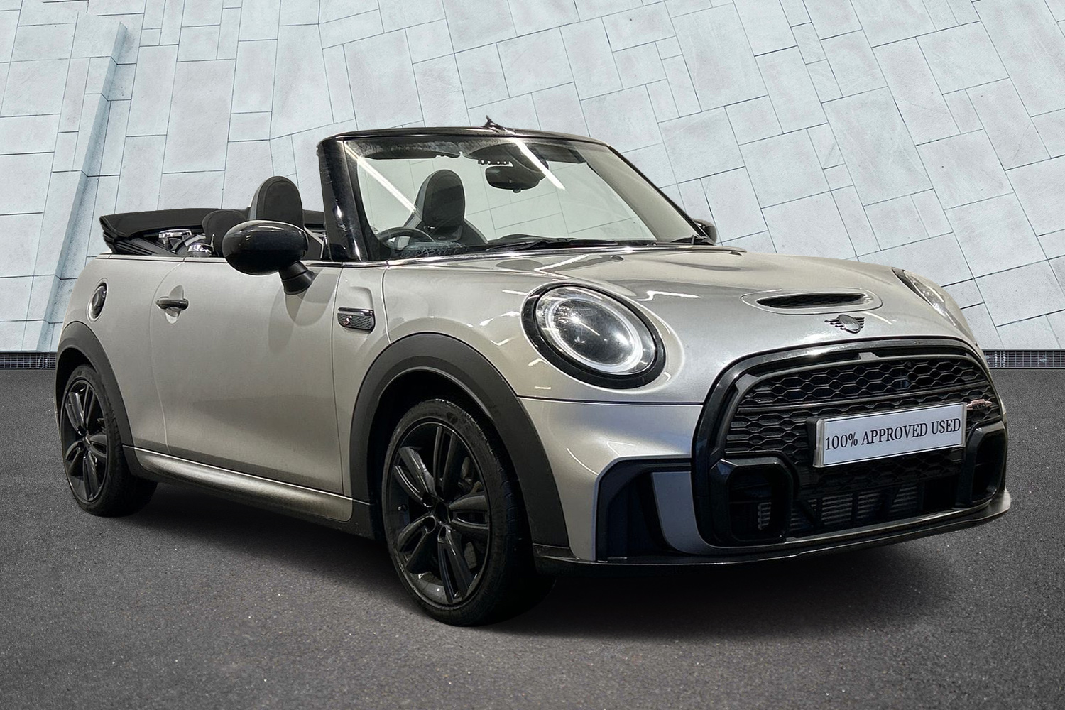 Main listing image - MINI Convertible