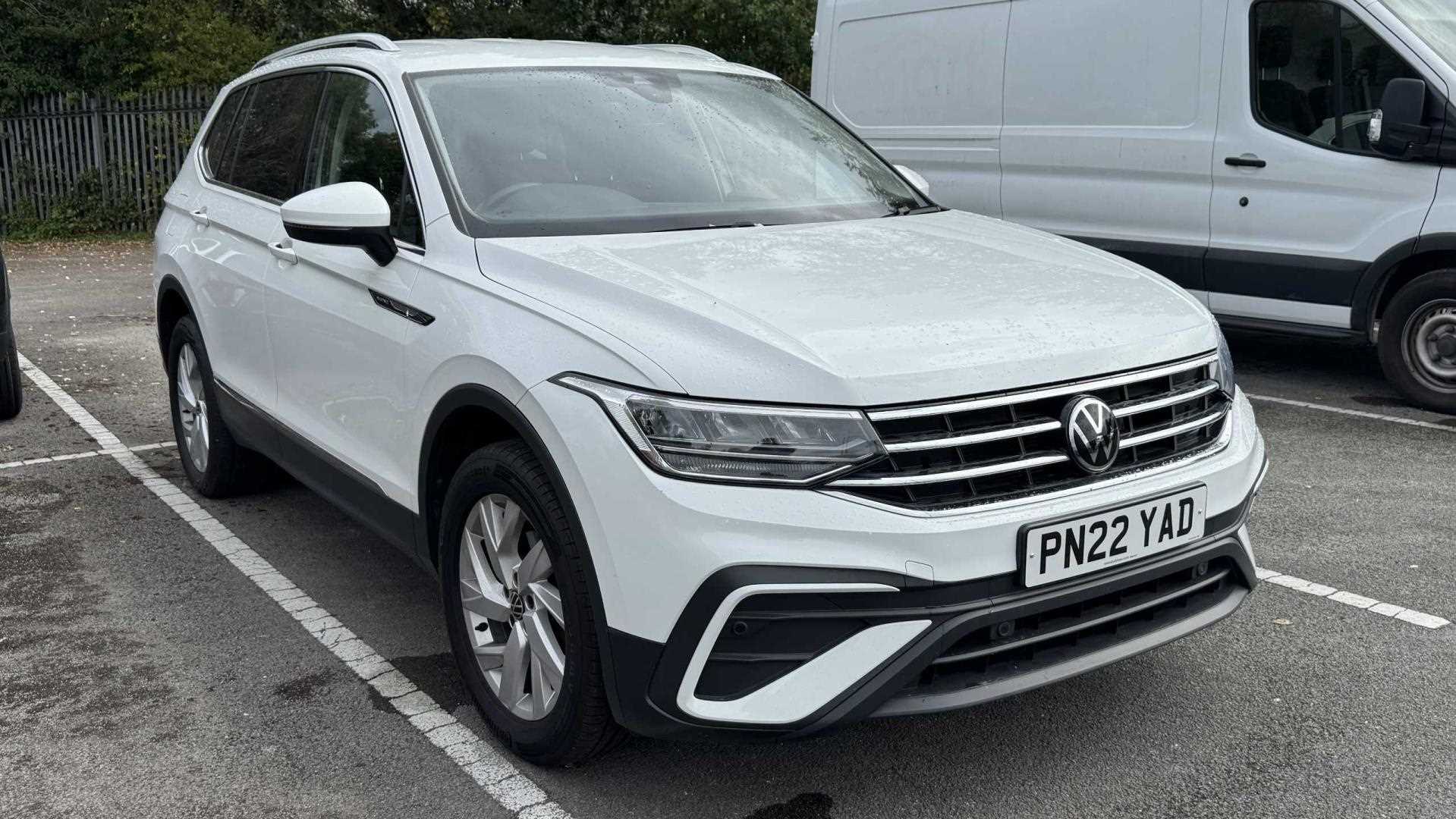 Main listing image - Volkswagen Tiguan Allspace