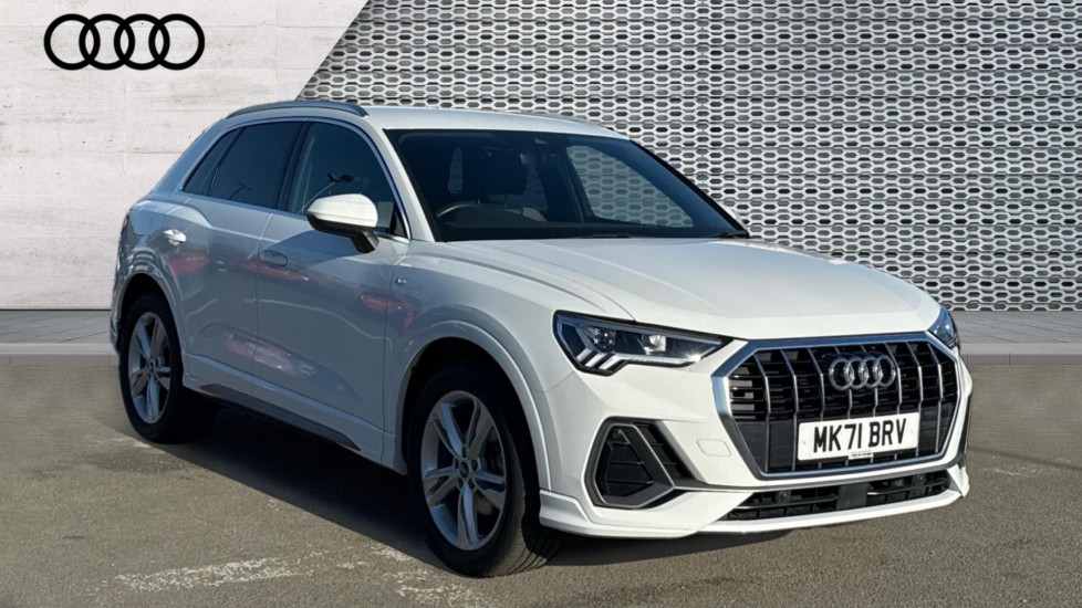 Main listing image - Audi Q3