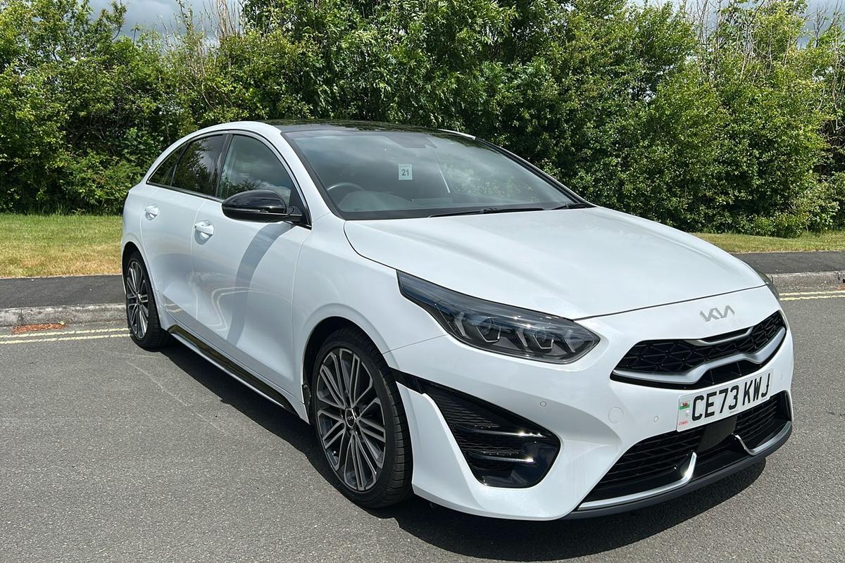 Main listing image - Kia ProCeed