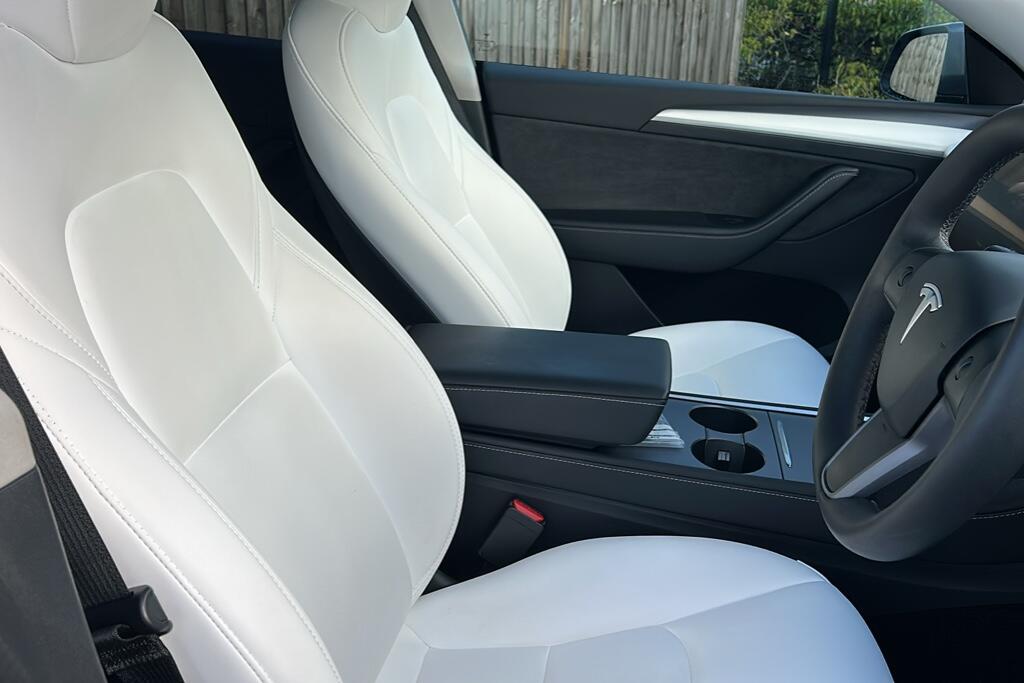 Main listing image - Tesla Model Y