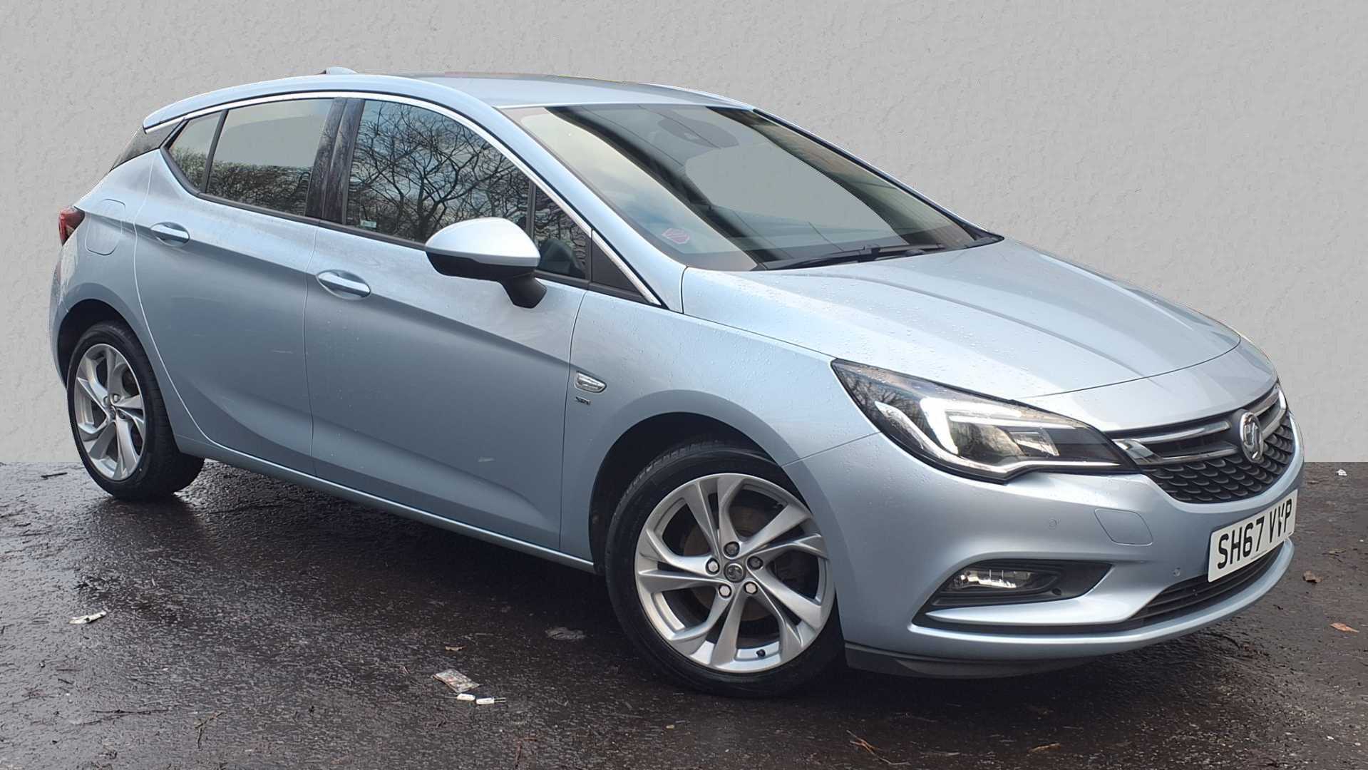 Main listing image - Vauxhall Astra