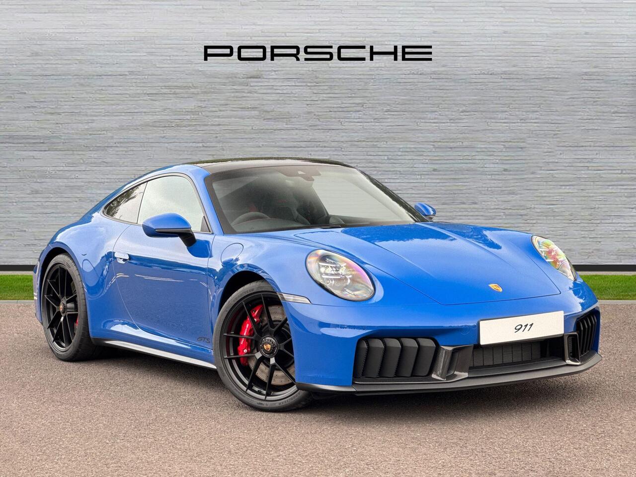 Main listing image - Porsche 911