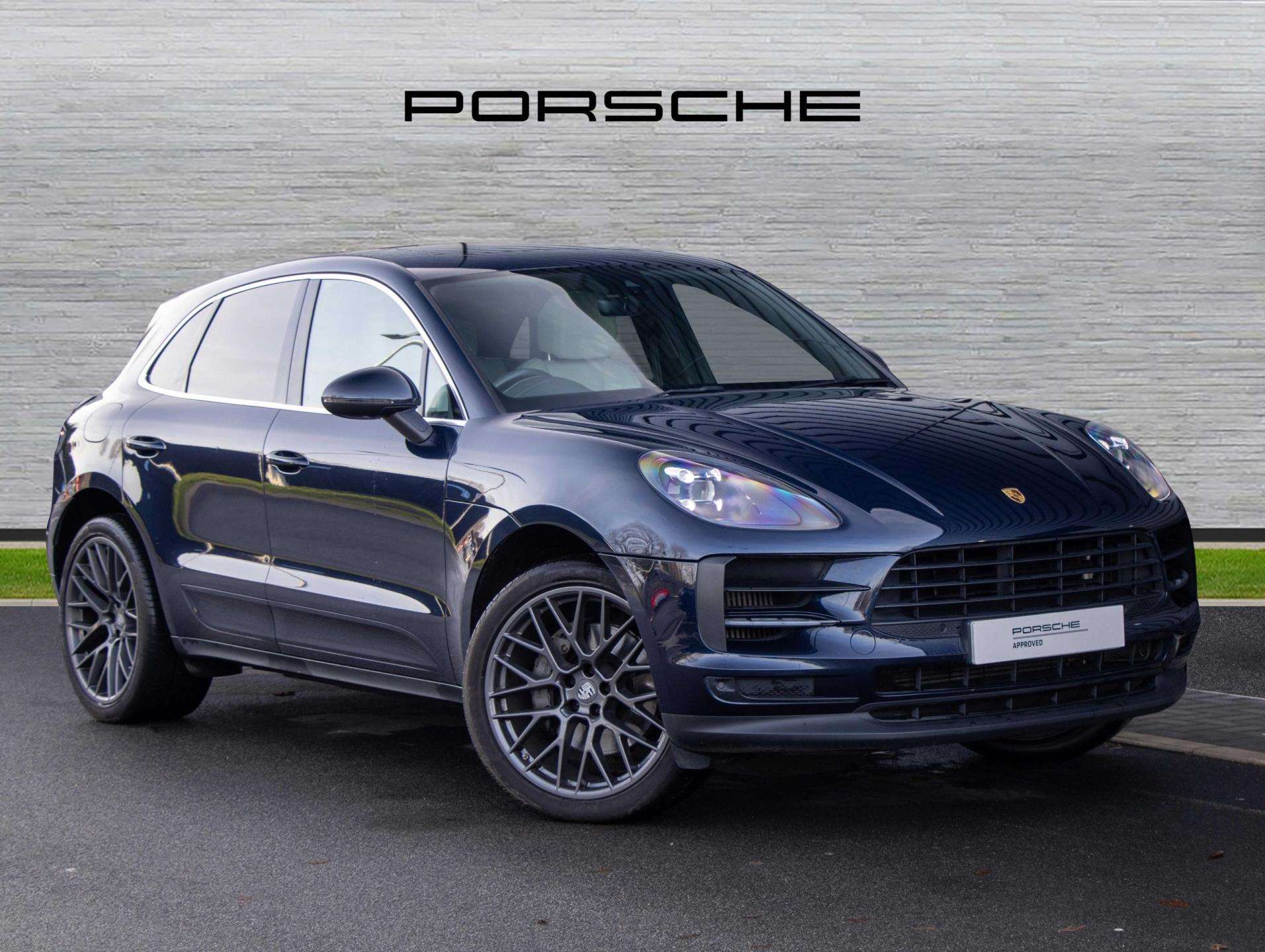 Main listing image - Porsche Macan