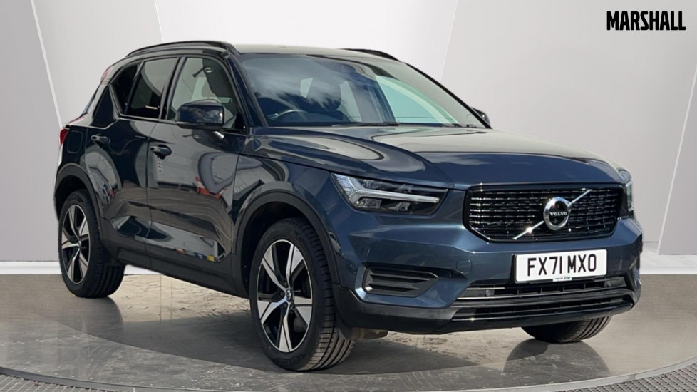 Main listing image - Volvo XC40 Recharge