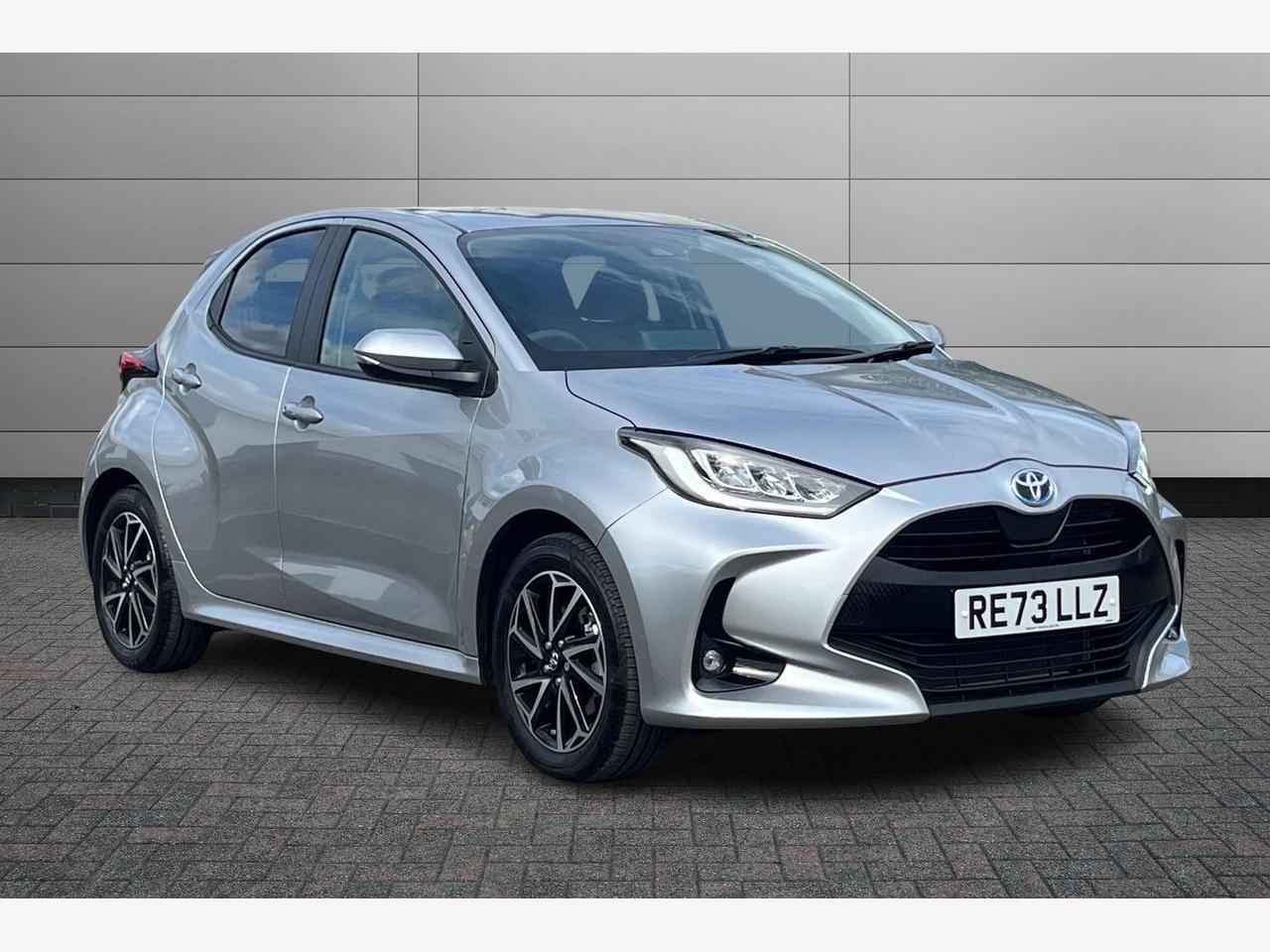 Main listing image - Toyota Yaris