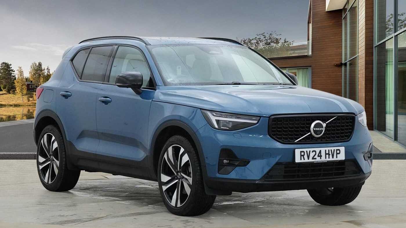 Main listing image - Volvo XC40
