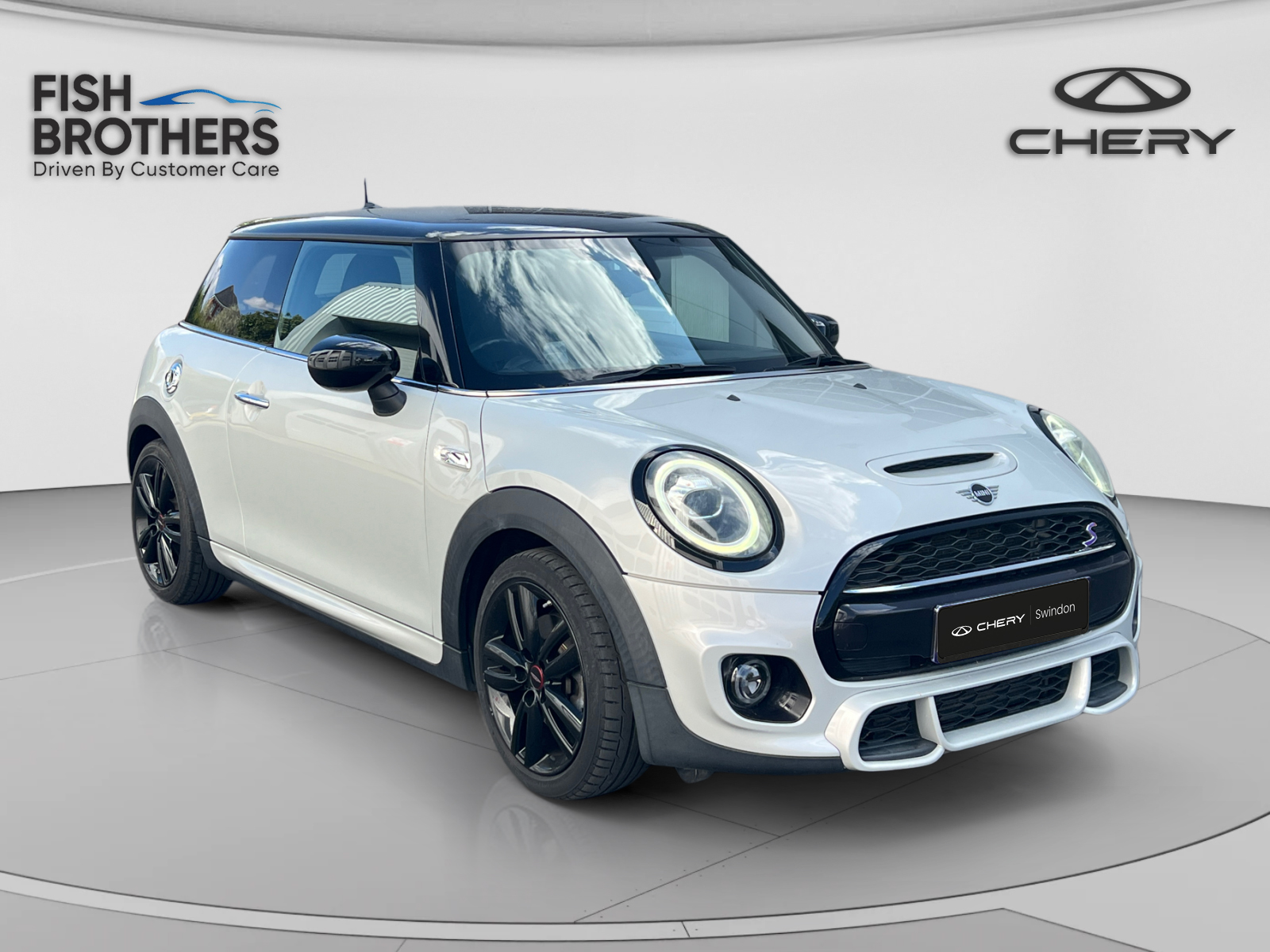 Main listing image - MINI Hatchback