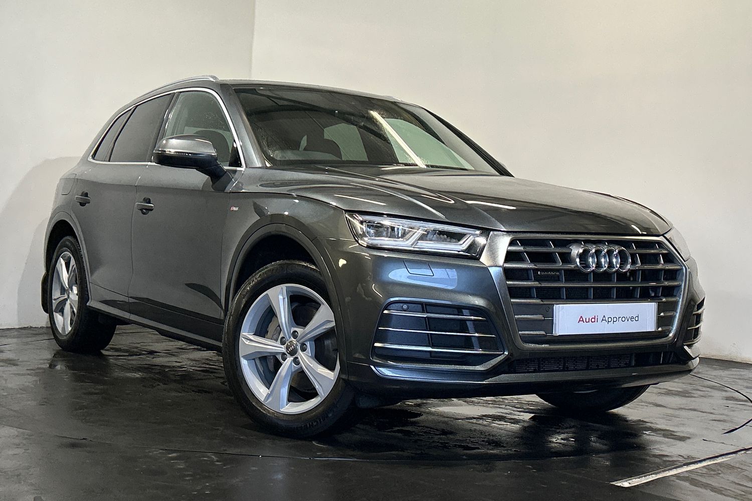 Main listing image - Audi Q5