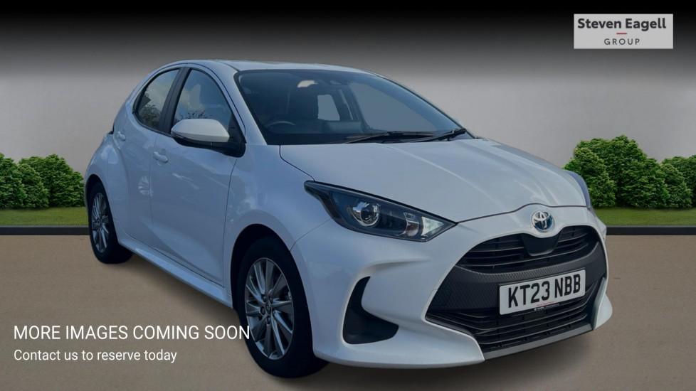 Main listing image - Toyota Yaris