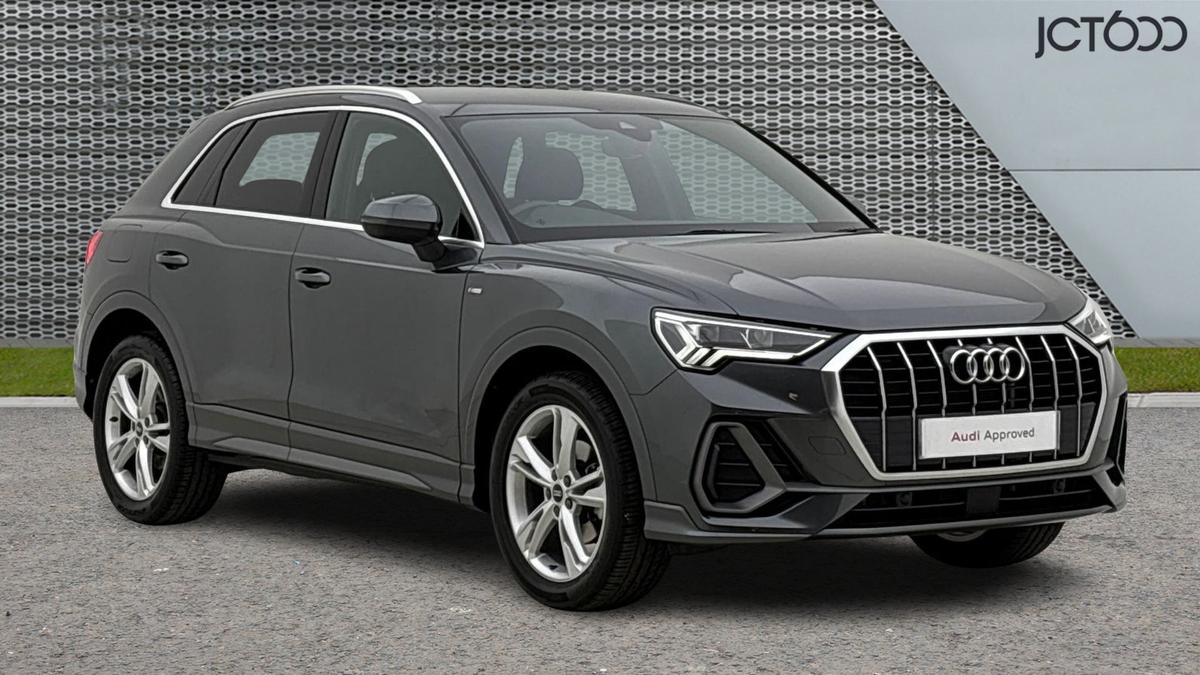 Main listing image - Audi Q3