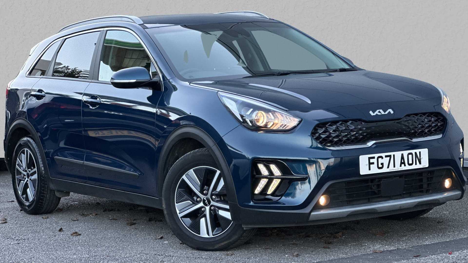 Main listing image - Kia Niro