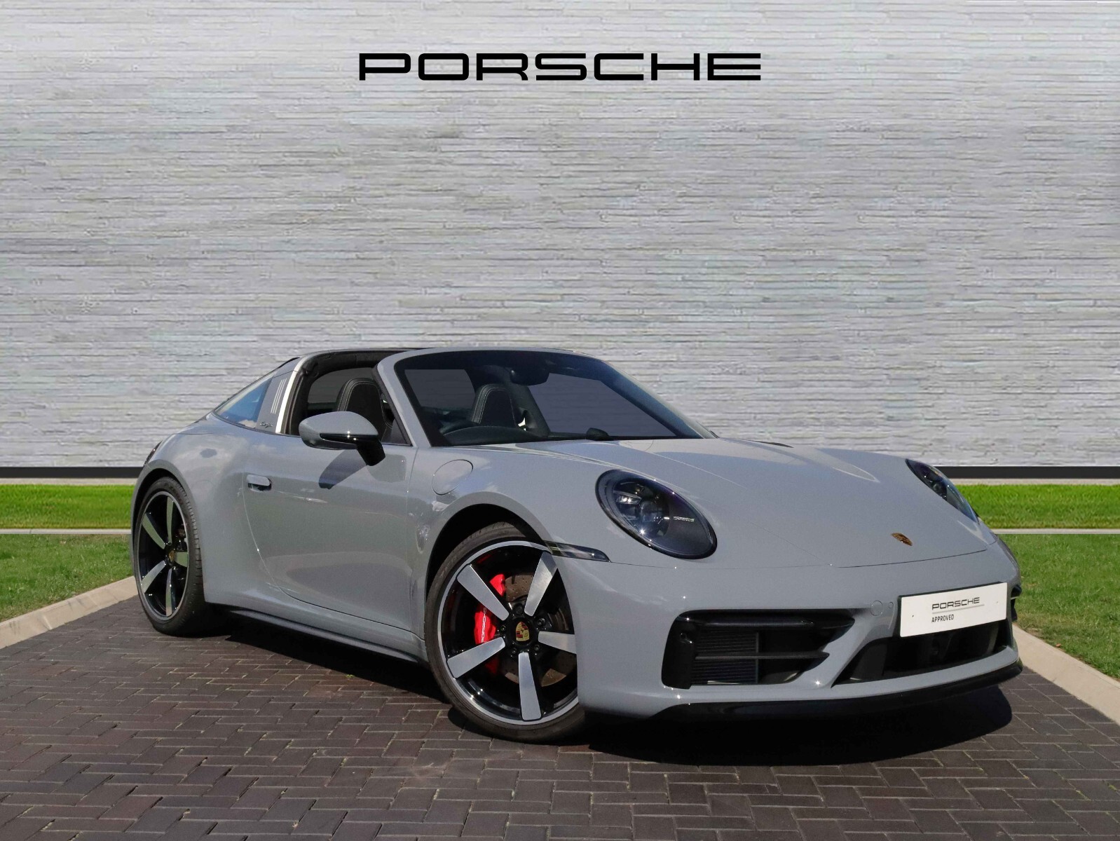 Main listing image - Porsche 911