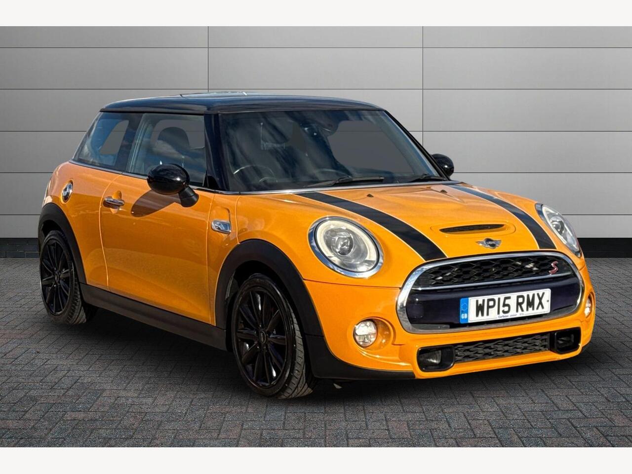 Main listing image - MINI Hatchback
