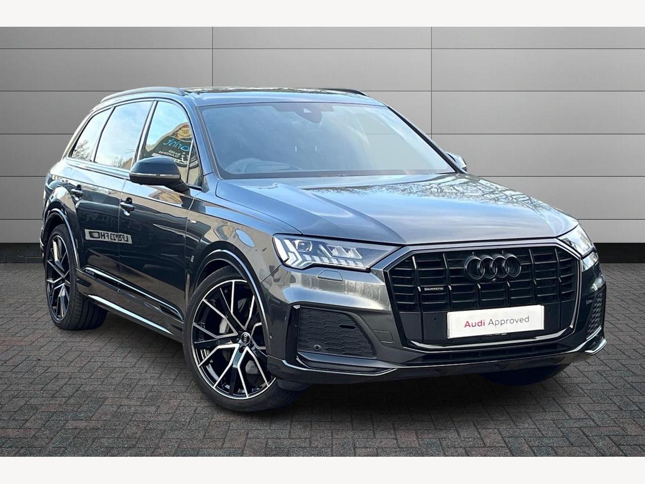 Main listing image - Audi Q7