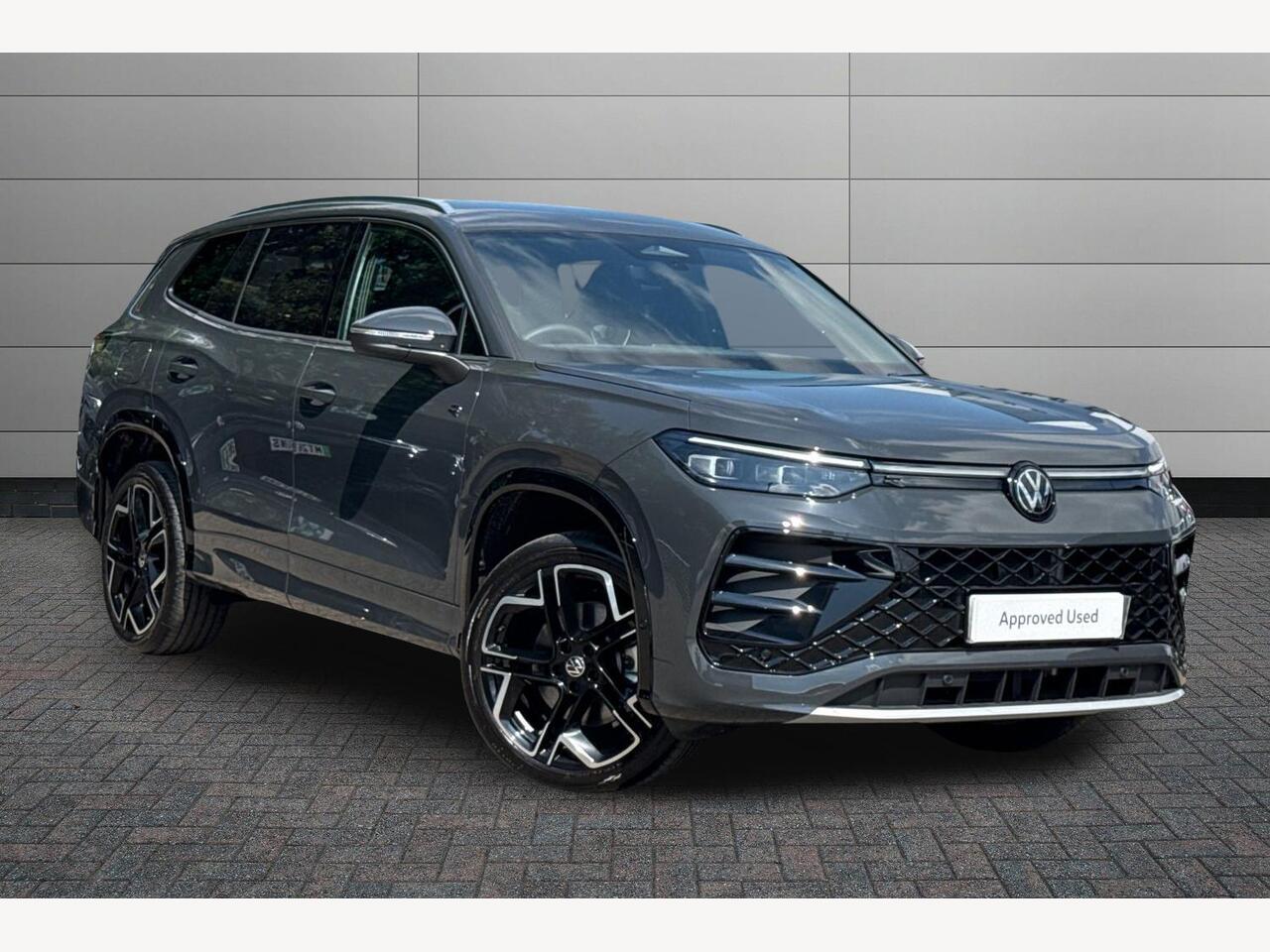 Main listing image - Volkswagen Tayron