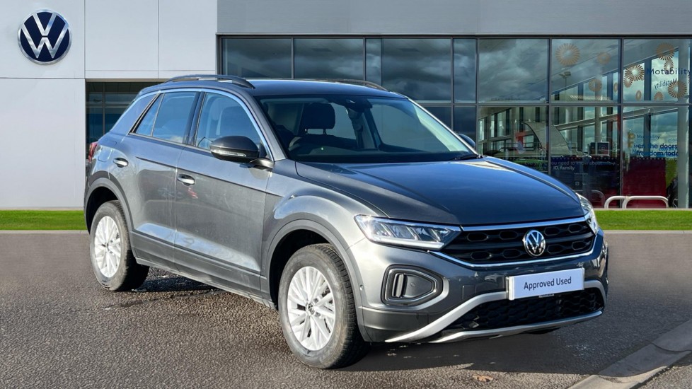 Main listing image - Volkswagen T-Roc