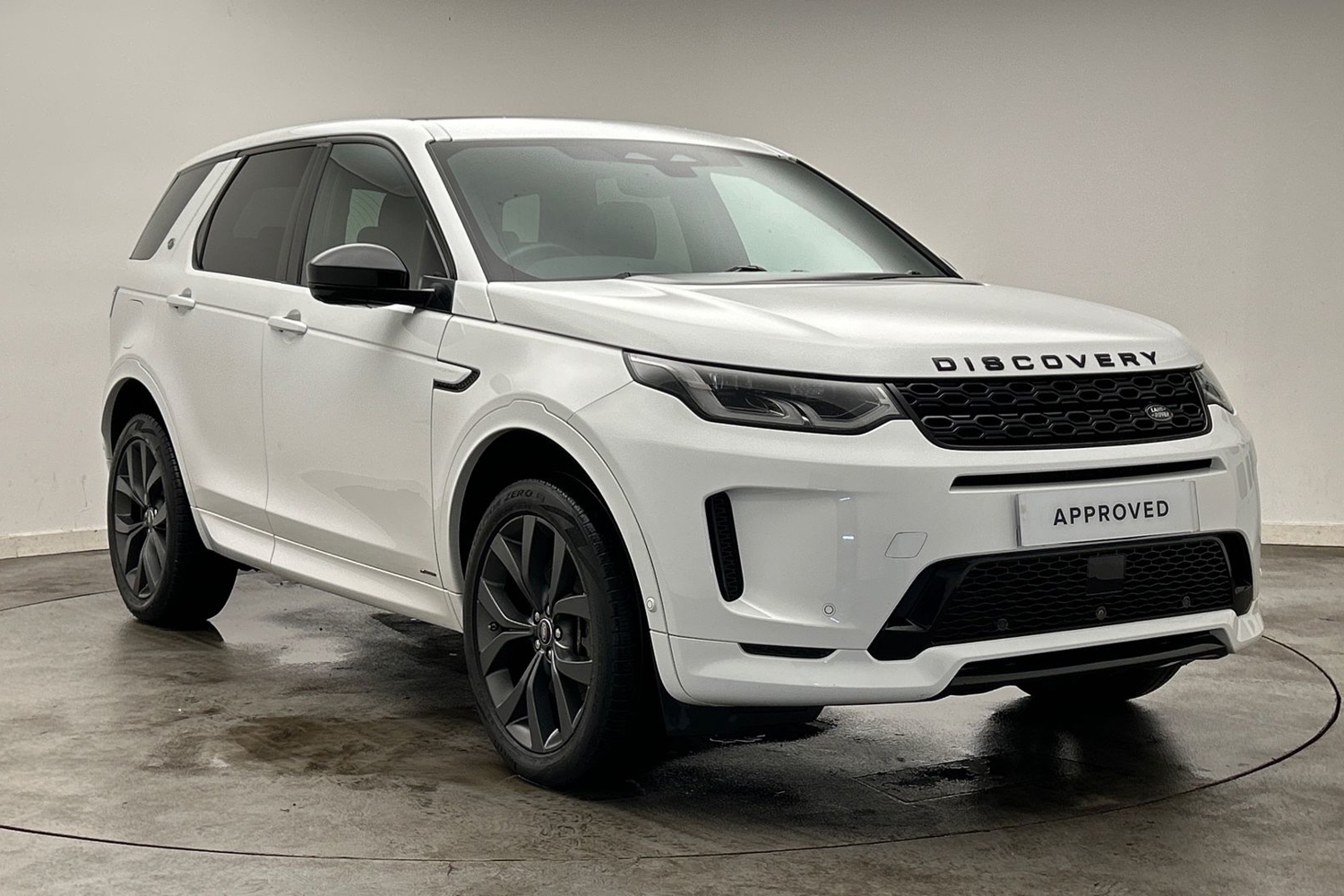 Main listing image - Land Rover Discovery Sport