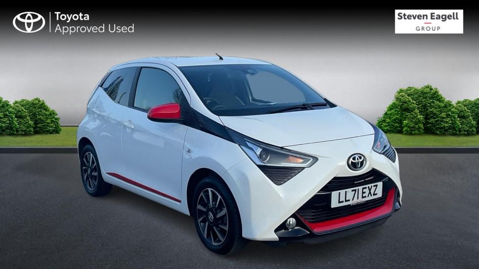 Main listing image - Toyota Aygo