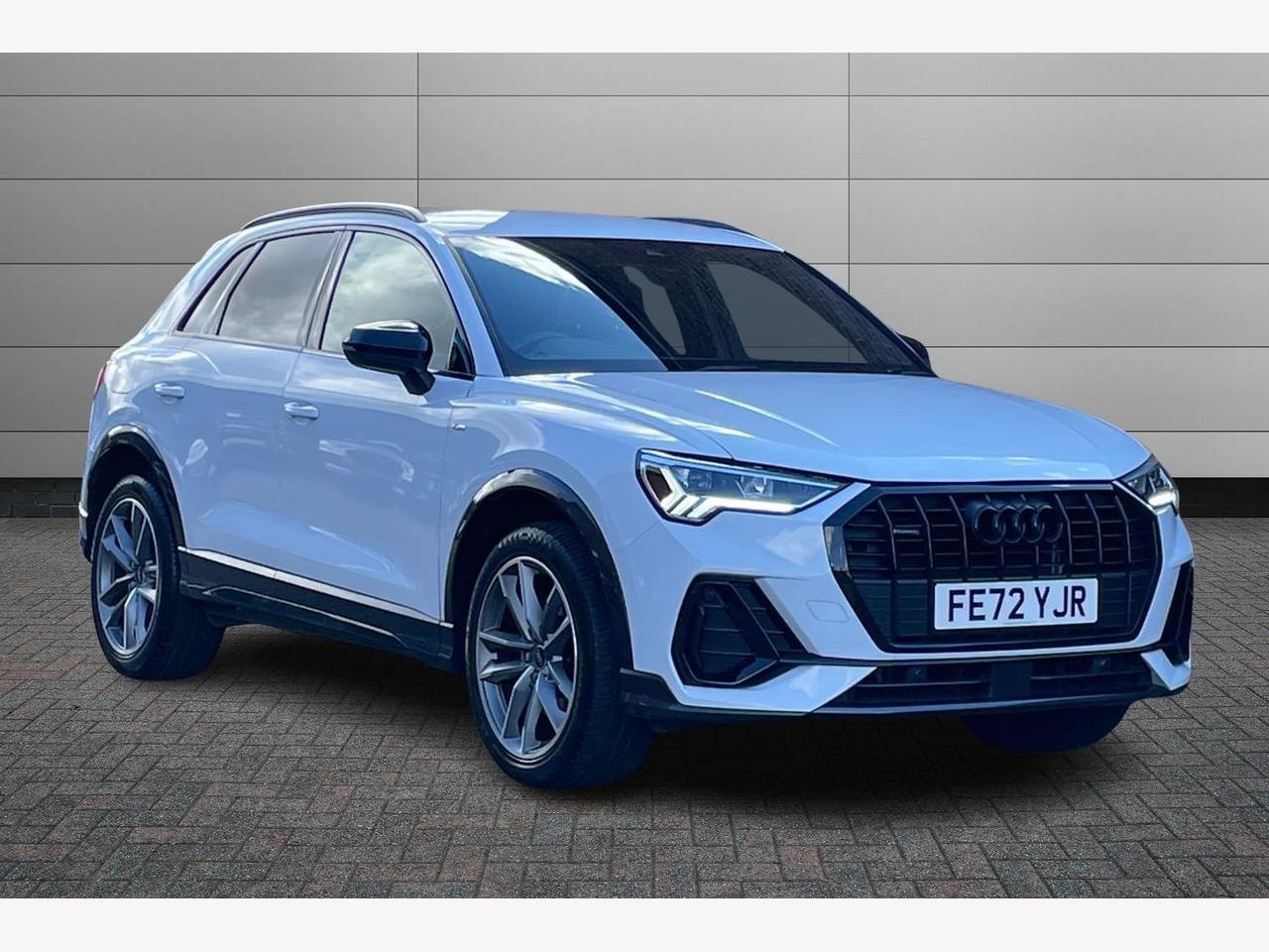 Main listing image - Audi Q3