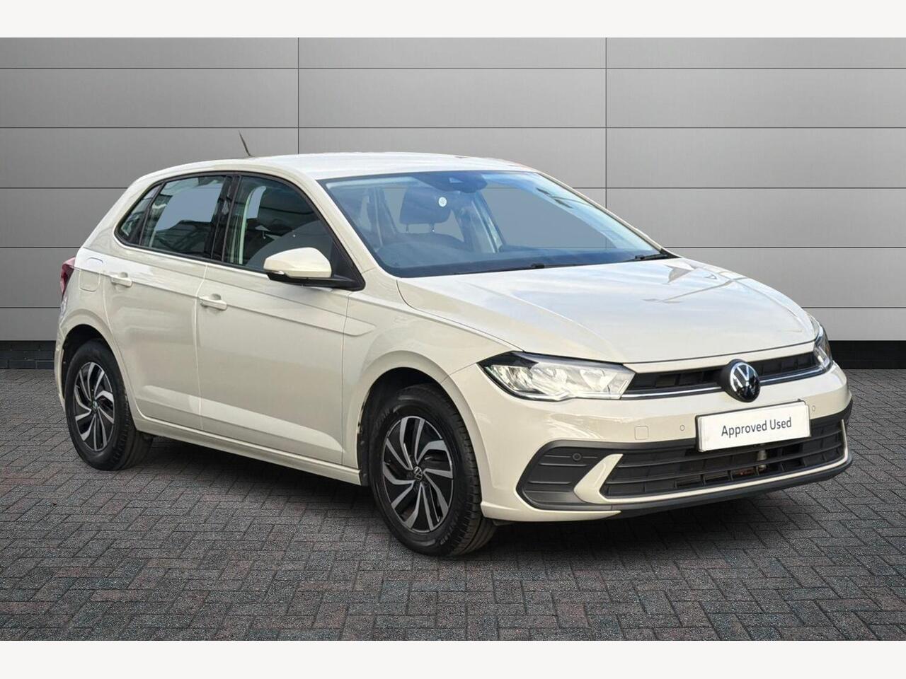 Main listing image - Volkswagen Polo