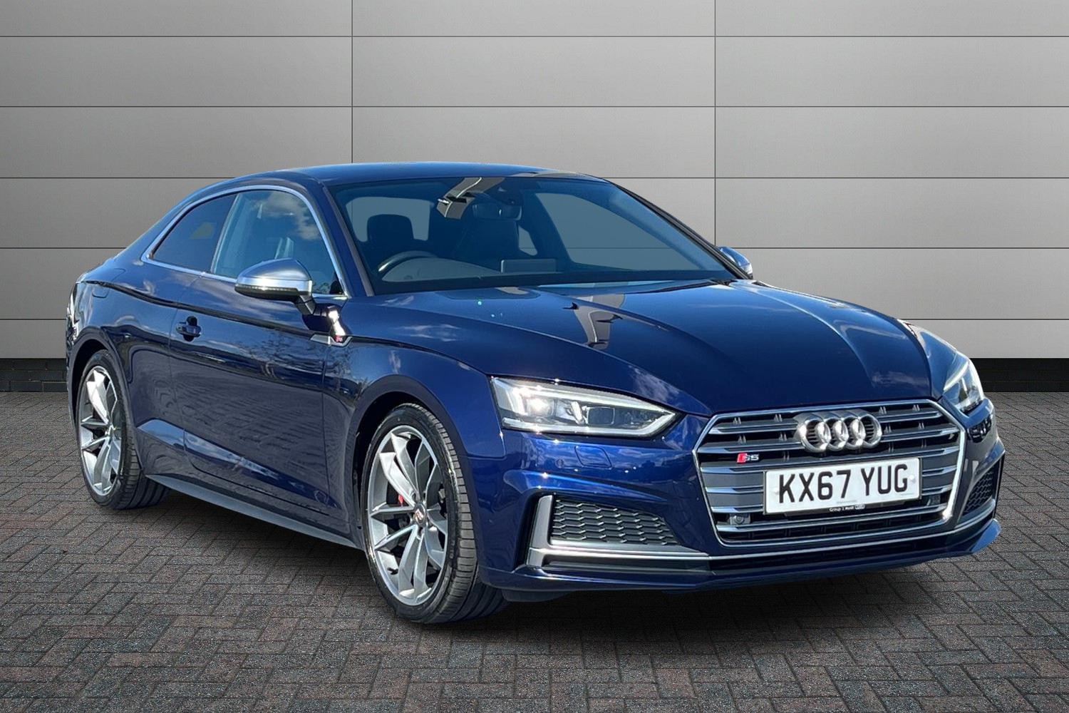 Main listing image - Audi S5