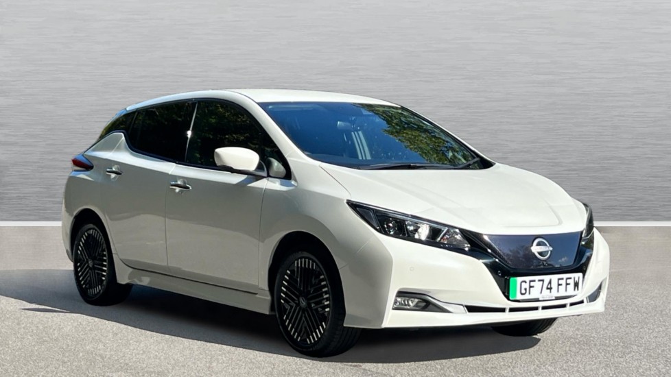 Main listing image - Nissan Leaf