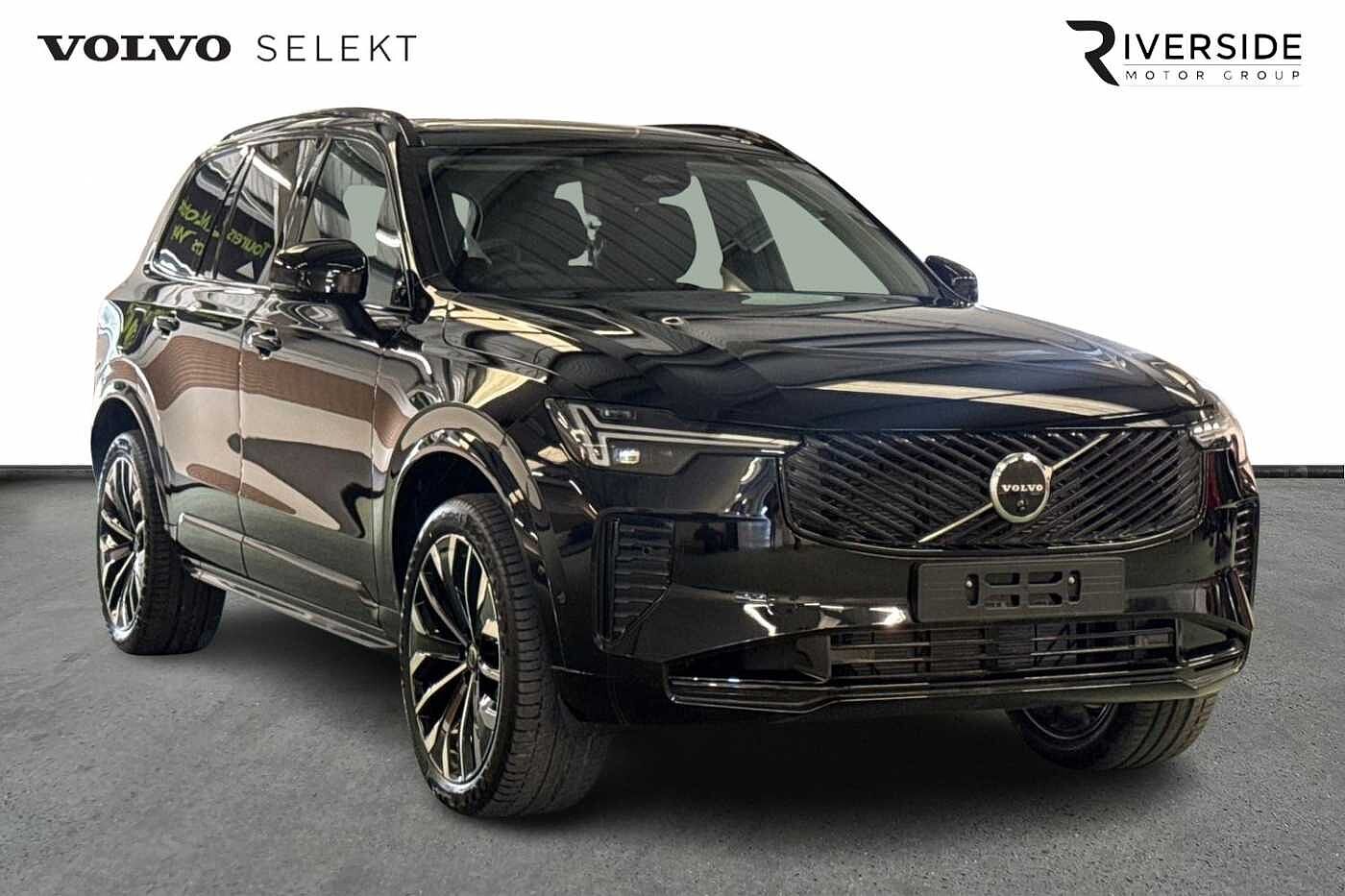 Main listing image - Volvo XC90