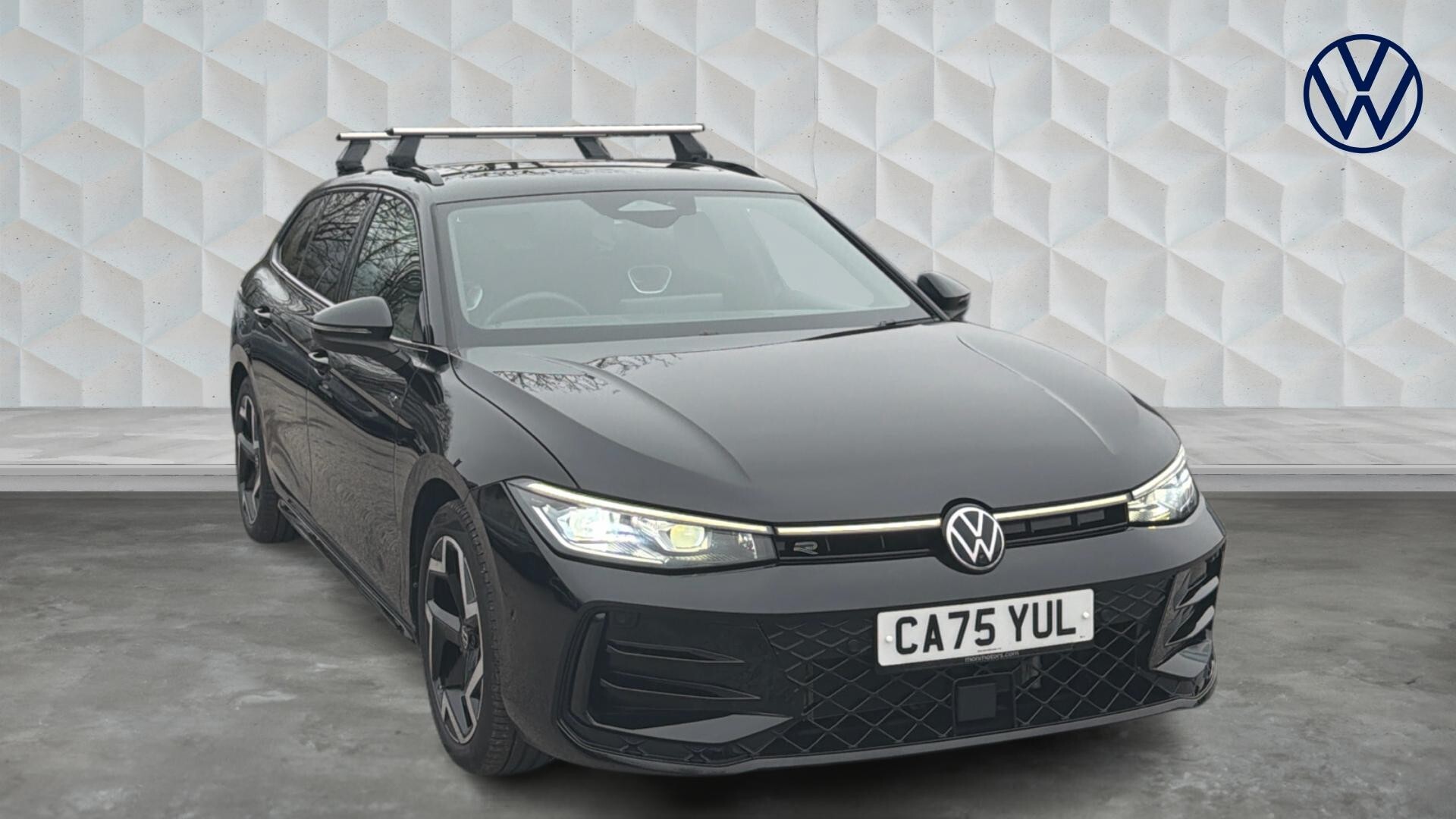 Main listing image - Volkswagen Passat Estate